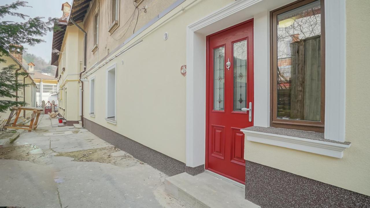 Appartamento Oldtown Refuge Braşov Esterno foto