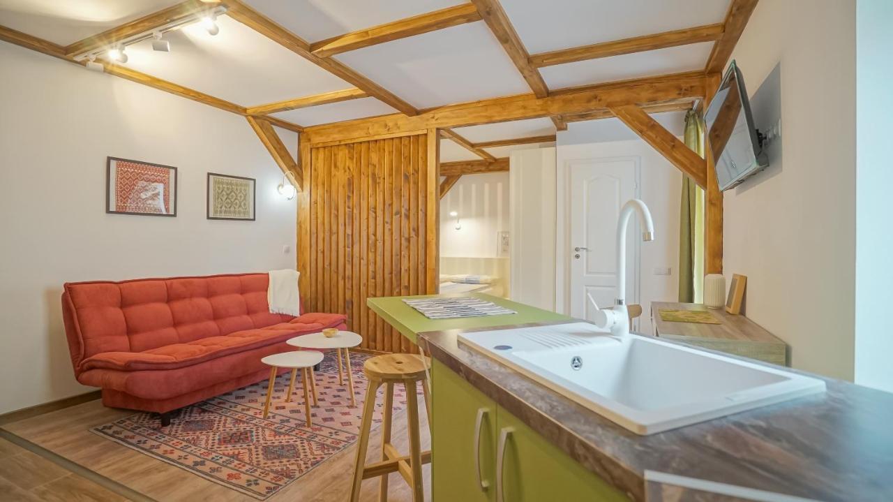 Appartamento Oldtown Refuge Braşov Esterno foto