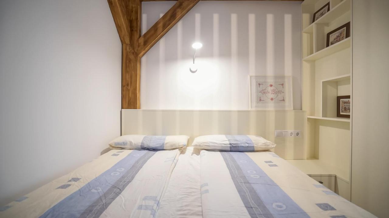 Appartamento Oldtown Refuge Braşov Esterno foto